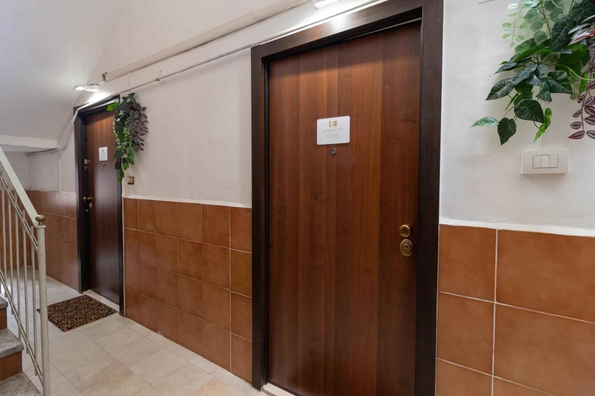Eralight21 Apartments Bari Buitenkant foto